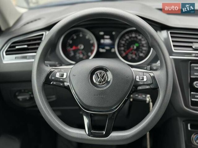Синий Фольксваген Тигуан, объемом двигателя 2 л и пробегом 152 тыс. км за 16500 $, фото 36 на Automoto.ua