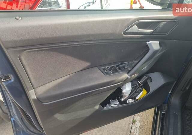 Синий Фольксваген Тигуан, объемом двигателя 2 л и пробегом 85 тыс. км за 17000 $, фото 10 на Automoto.ua