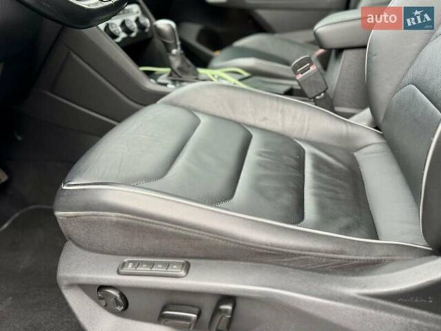 Синій Фольксваген Тігуан, об'ємом двигуна 2 л та пробігом 108 тис. км за 21700 $, фото 22 на Automoto.ua