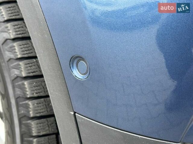 Синий Фольксваген Тигуан, объемом двигателя 2 л и пробегом 152 тыс. км за 16500 $, фото 9 на Automoto.ua