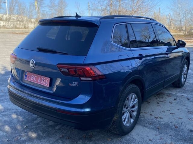 Синий Фольксваген Тигуан, объемом двигателя 2 л и пробегом 160 тыс. км за 15900 $, фото 5 на Automoto.ua