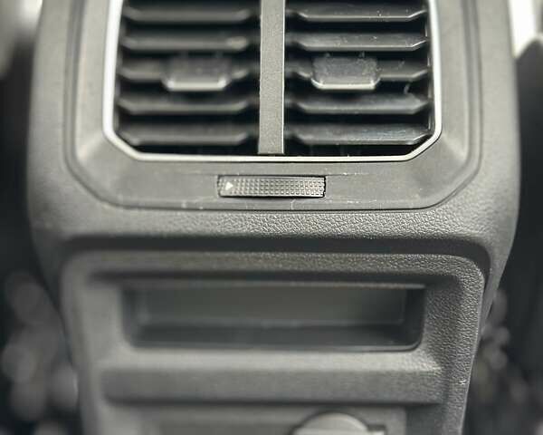 Синий Фольксваген Тигуан, объемом двигателя 2 л и пробегом 152 тыс. км за 16500 $, фото 24 на Automoto.ua