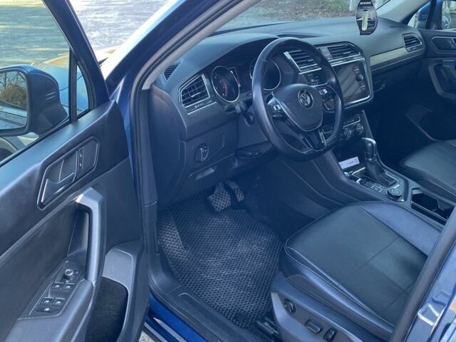 Синий Фольксваген Тигуан, объемом двигателя 2 л и пробегом 160 тыс. км за 15900 $, фото 9 на Automoto.ua