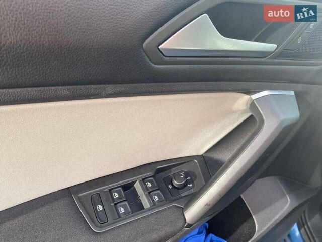 Синій Фольксваген Тігуан, об'ємом двигуна 2 л та пробігом 142 тис. км за 15300 $, фото 11 на Automoto.ua