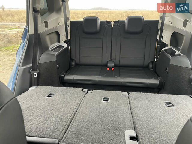 Синий Фольксваген Тигуан, объемом двигателя 1.98 л и пробегом 195 тыс. км за 14900 $, фото 14 на Automoto.ua