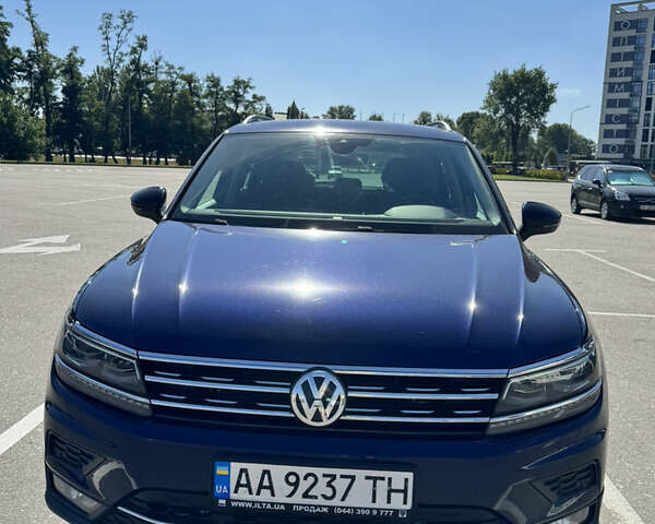 Синій Фольксваген Тігуан, об'ємом двигуна 1.98 л та пробігом 95 тис. км за 28000 $, фото 2 на Automoto.ua