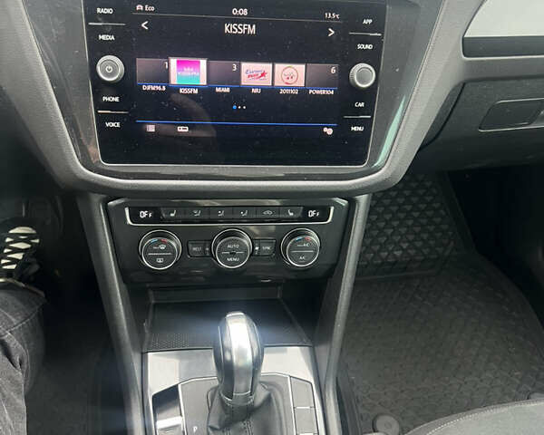 Синій Фольксваген Тігуан, об'ємом двигуна 1.98 л та пробігом 124 тис. км за 26372 $, фото 11 на Automoto.ua