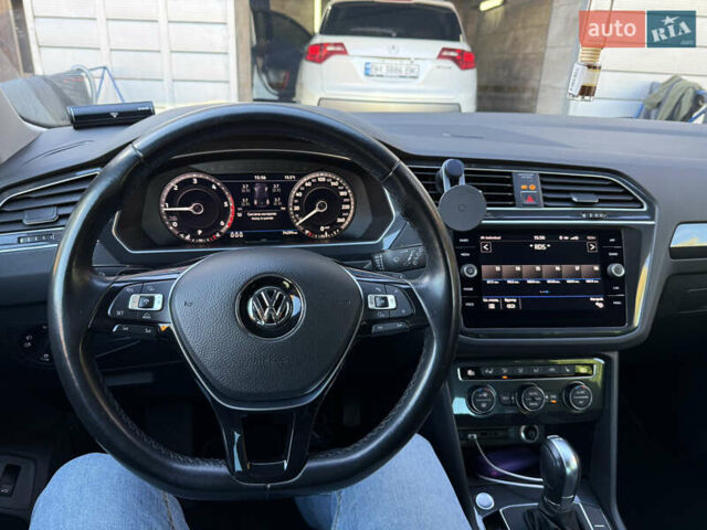 Синий Фольксваген Тигуан, объемом двигателя 2 л и пробегом 74 тыс. км за 30000 $, фото 9 на Automoto.ua