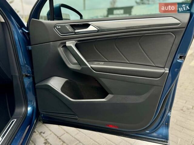 Синій Фольксваген Тігуан, об'ємом двигуна 2 л та пробігом 108 тис. км за 21700 $, фото 32 на Automoto.ua