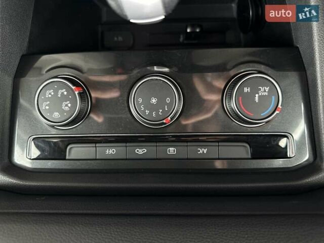 Синий Фольксваген Тигуан, объемом двигателя 2 л и пробегом 152 тыс. км за 16500 $, фото 30 на Automoto.ua