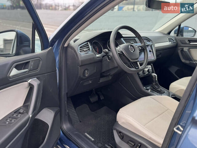 Синий Фольксваген Тигуан, объемом двигателя 1.98 л и пробегом 105 тыс. км за 18350 $, фото 11 на Automoto.ua