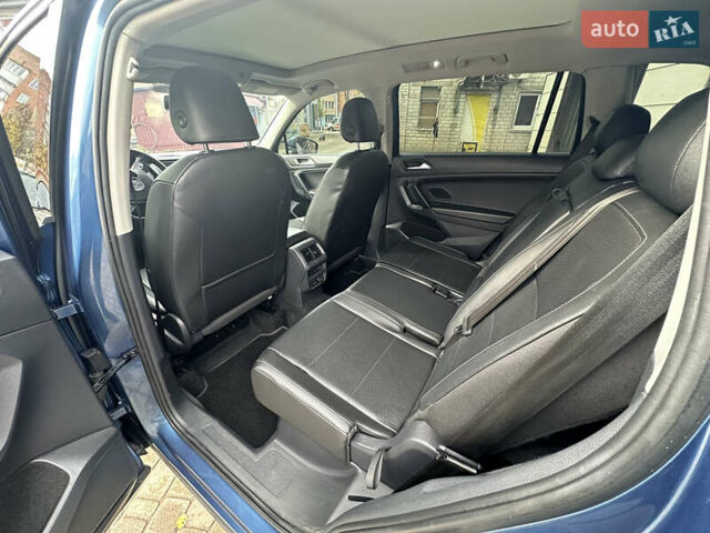 Синій Фольксваген Тігуан, об'ємом двигуна 2 л та пробігом 192 тис. км за 16999 $, фото 30 на Automoto.ua