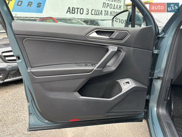 Синій Фольксваген Тігуан, об'ємом двигуна 2 л та пробігом 35 тис. км за 25500 $, фото 22 на Automoto.ua