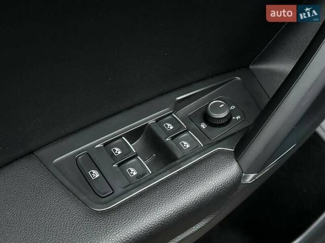 Синій Фольксваген Тігуан, об'ємом двигуна 1.98 л та пробігом 85 тис. км за 19500 $, фото 25 на Automoto.ua