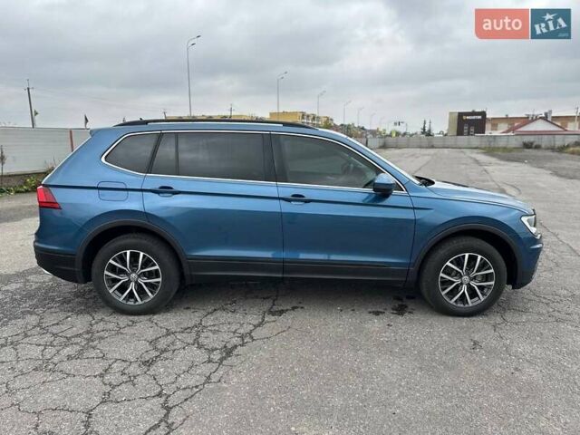Синий Фольксваген Тигуан, объемом двигателя 2 л и пробегом 213 тыс. км за 17800 $, фото 27 на Automoto.ua