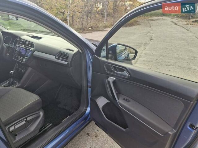 Синий Фольксваген Тигуан, объемом двигателя 2 л и пробегом 174 тыс. км за 16500 $, фото 12 на Automoto.ua