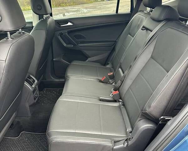 Синий Фольксваген Тигуан, объемом двигателя 2 л и пробегом 213 тыс. км за 17800 $, фото 24 на Automoto.ua