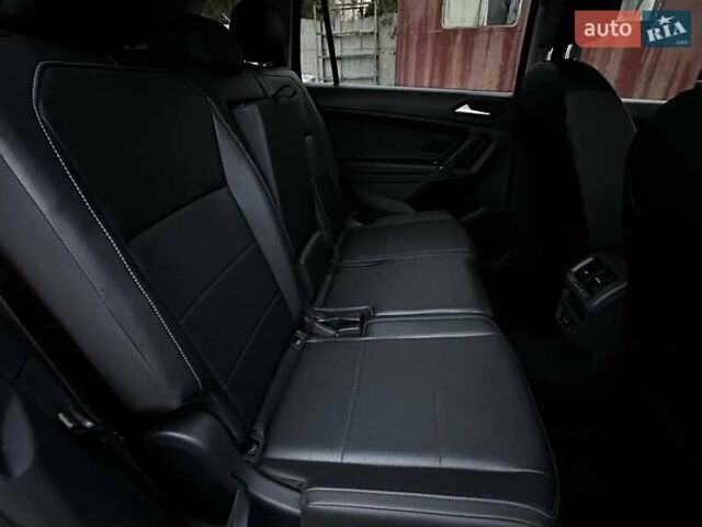 Синій Фольксваген Тігуан, об'ємом двигуна 1.98 л та пробігом 85 тис. км за 19500 $, фото 16 на Automoto.ua