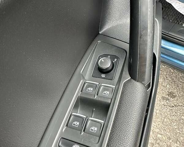 Синий Фольксваген Тигуан, объемом двигателя 2 л и пробегом 213 тыс. км за 17800 $, фото 16 на Automoto.ua