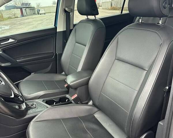 Синий Фольксваген Тигуан, объемом двигателя 2 л и пробегом 213 тыс. км за 17800 $, фото 13 на Automoto.ua