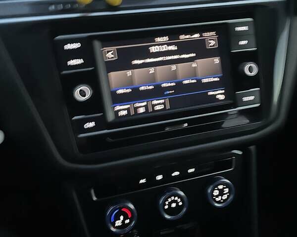 Синий Фольксваген Тигуан, объемом двигателя 2 л и пробегом 109 тыс. км за 18000 $, фото 36 на Automoto.ua