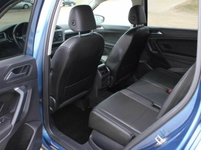 Синий Фольксваген Тигуан, объемом двигателя 2 л и пробегом 39 тыс. км за 11000 $, фото 13 на Automoto.ua