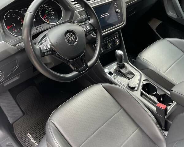 Синий Фольксваген Тигуан, объемом двигателя 1.98 л и пробегом 99 тыс. км за 20499 $, фото 13 на Automoto.ua