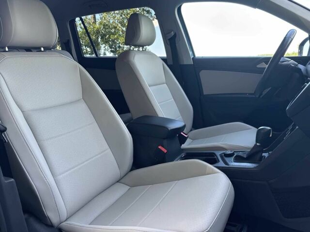 Синий Фольксваген Тигуан, объемом двигателя 2 л и пробегом 41 тыс. км за 11600 $, фото 10 на Automoto.ua