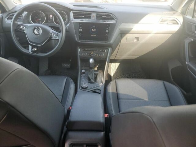 Синий Фольксваген Тигуан, объемом двигателя 2 л и пробегом 136 тыс. км за 369 $, фото 6 на Automoto.ua