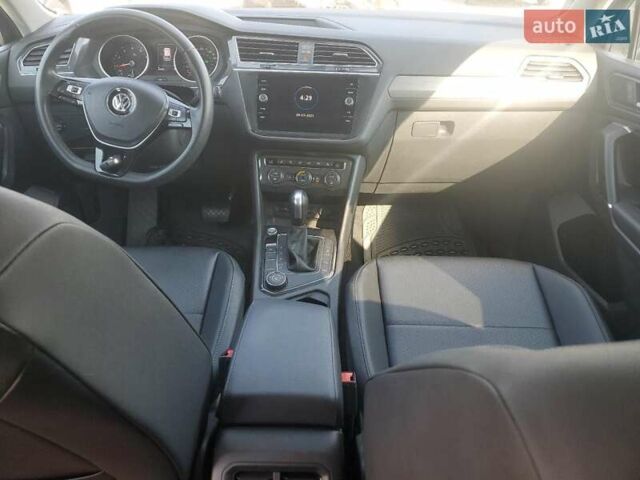 Синий Фольксваген Тигуан, объемом двигателя 2 л и пробегом 136 тыс. км за 4300 $, фото 7 на Automoto.ua