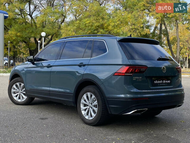 Синій Фольксваген Тігуан, об'ємом двигуна 1.98 л та пробігом 63 тис. км за 23299 $, фото 2 на Automoto.ua