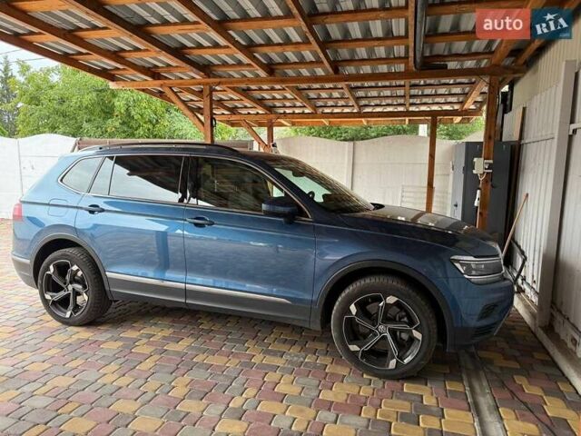 Синій Фольксваген Тігуан, об'ємом двигуна 1.98 л та пробігом 62 тис. км за 21000 $, фото 1 на Automoto.ua