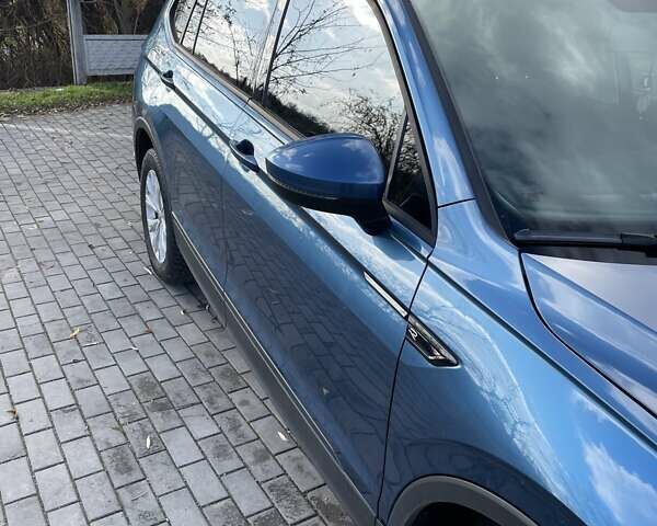 Синий Фольксваген Тигуан, объемом двигателя 2 л и пробегом 109 тыс. км за 18000 $, фото 10 на Automoto.ua