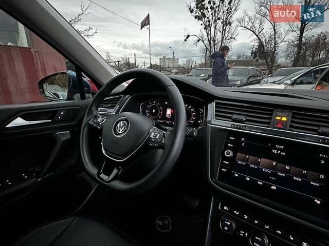 Синій Фольксваген Тігуан, об'ємом двигуна 1.98 л та пробігом 85 тис. км за 19500 $, фото 19 на Automoto.ua