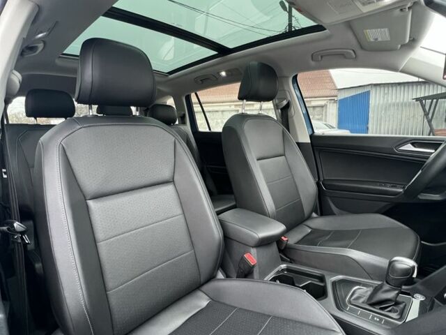 Синий Фольксваген Тигуан, объемом двигателя 2 л и пробегом 69 тыс. км за 17500 $, фото 18 на Automoto.ua