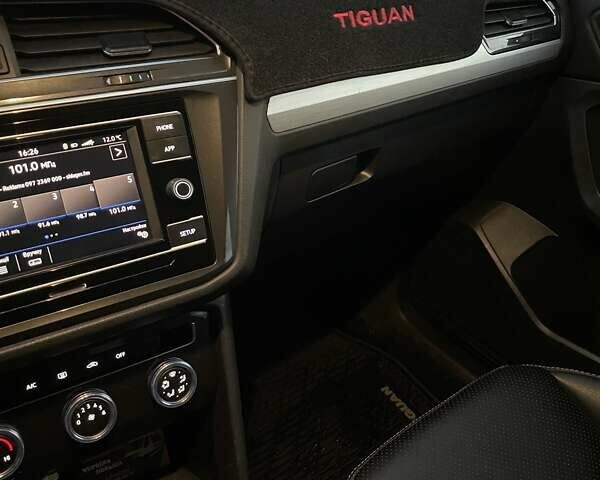 Синий Фольксваген Тигуан, объемом двигателя 2 л и пробегом 109 тыс. км за 18000 $, фото 38 на Automoto.ua