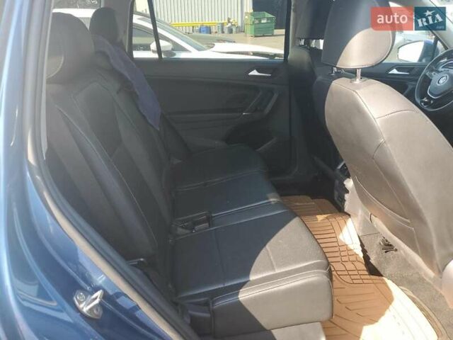 Синий Фольксваген Тигуан, объемом двигателя 2 л и пробегом 136 тыс. км за 4300 $, фото 9 на Automoto.ua