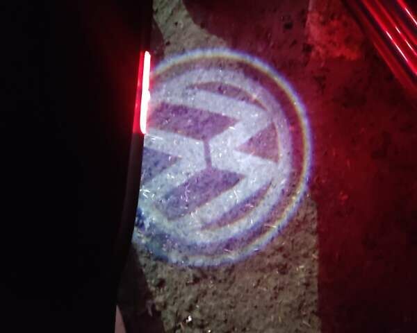 Синий Фольксваген Тигуан, объемом двигателя 2 л и пробегом 43 тыс. км за 19500 $, фото 23 на Automoto.ua