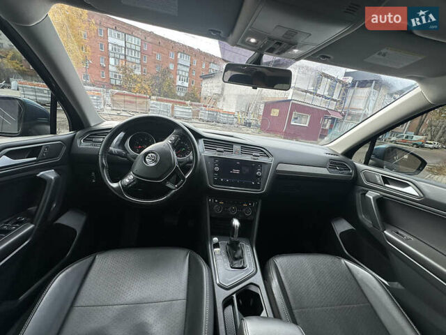 Синій Фольксваген Тігуан, об'ємом двигуна 2 л та пробігом 192 тис. км за 16999 $, фото 32 на Automoto.ua