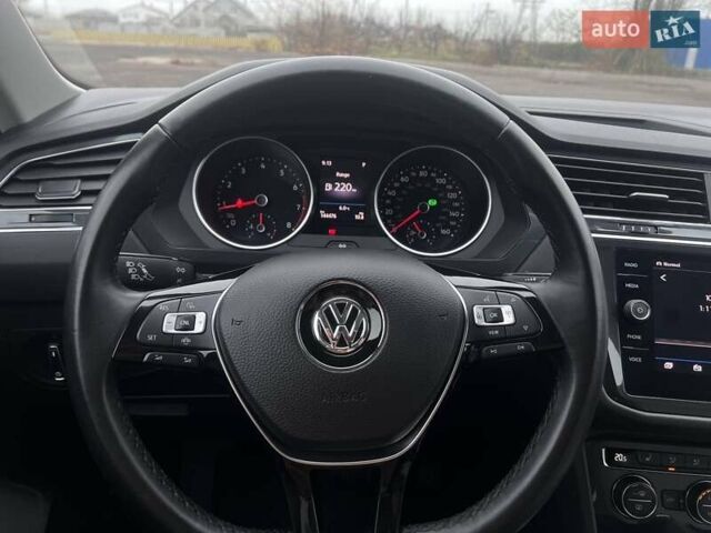 Синій Фольксваген Тігуан, об'ємом двигуна 2 л та пробігом 144 тис. км за 19700 $, фото 9 на Automoto.ua