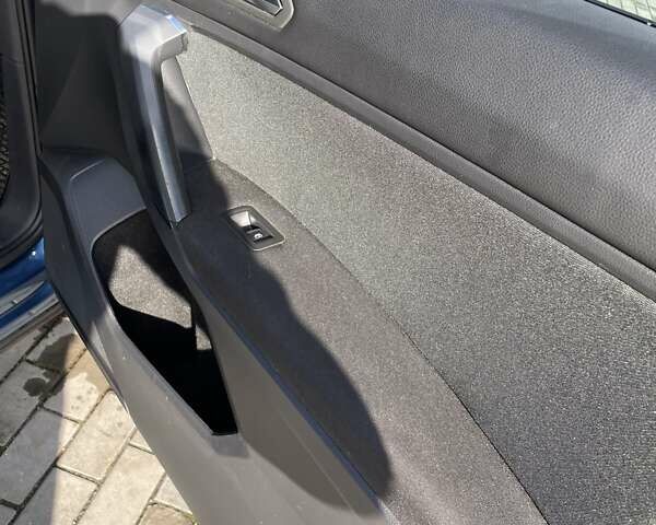 Синий Фольксваген Тигуан, объемом двигателя 2 л и пробегом 109 тыс. км за 18000 $, фото 23 на Automoto.ua