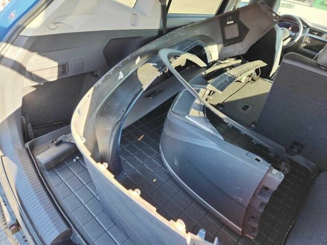 Синій Фольксваген Тігуан, об'ємом двигуна 2 л та пробігом 73 тис. км за 4500 $, фото 12 на Automoto.ua