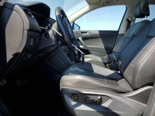 Синий Фольксваген Тигуан, объемом двигателя 2 л и пробегом 56 тыс. км за 3500 $, фото 6 на Automoto.ua