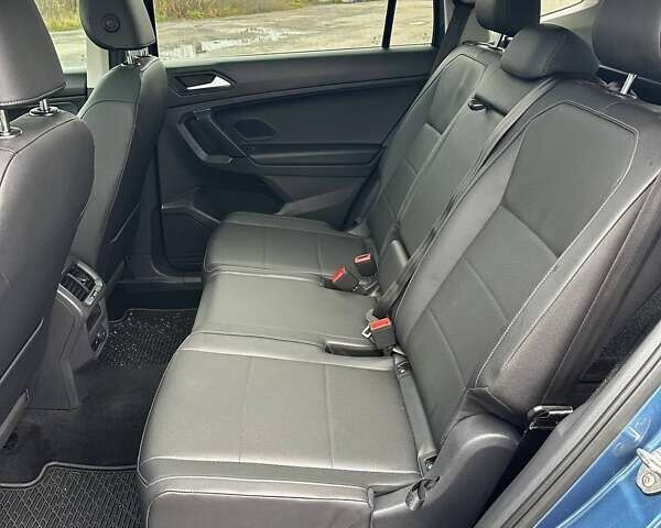 Синий Фольксваген Тигуан, объемом двигателя 2 л и пробегом 213 тыс. км за 17800 $, фото 23 на Automoto.ua