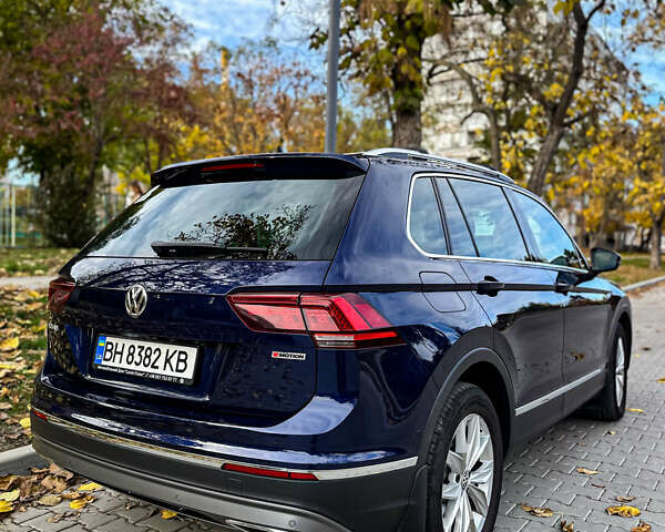 Синій Фольксваген Тігуан, об'ємом двигуна 1.98 л та пробігом 82 тис. км за 30000 $, фото 1 на Automoto.ua