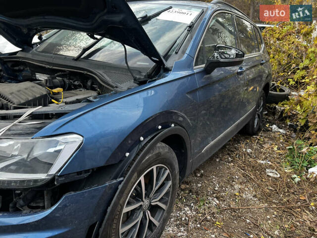 Синий Фольксваген Тигуан, объемом двигателя 2 л и пробегом 109 тыс. км за 11100 $, фото 8 на Automoto.ua