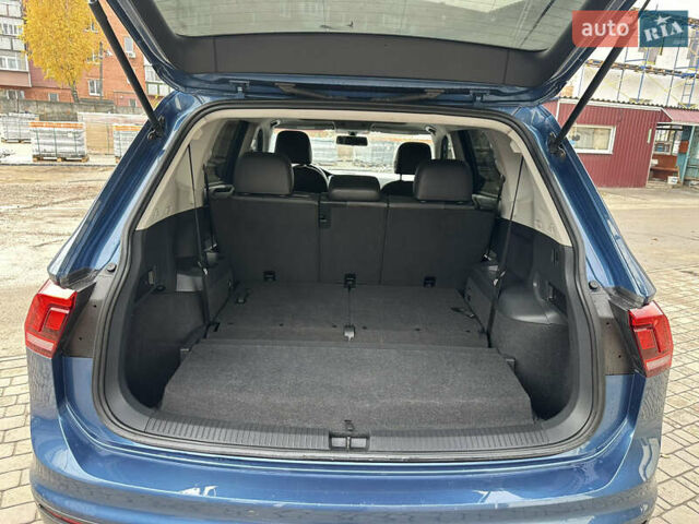 Синій Фольксваген Тігуан, об'ємом двигуна 2 л та пробігом 192 тис. км за 16999 $, фото 34 на Automoto.ua