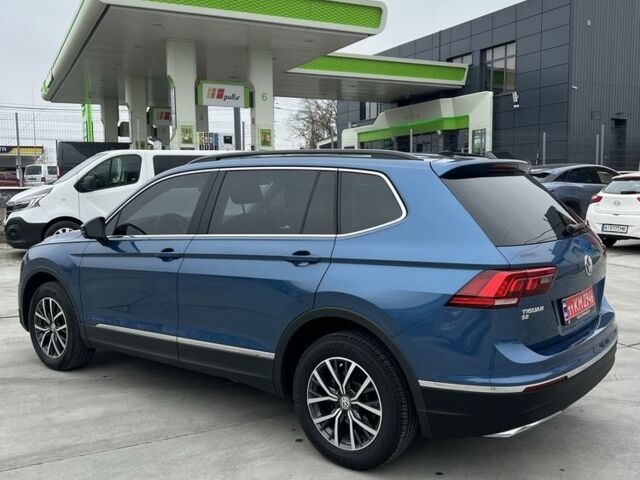 Синий Фольксваген Тигуан, объемом двигателя 2 л и пробегом 69 тыс. км за 17500 $, фото 4 на Automoto.ua