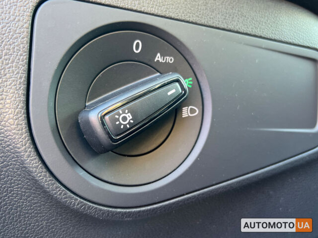 Синій Фольксваген Тігуан, об'ємом двигуна 2 л та пробігом 23 тис. км за 24800 $, фото 19 на Automoto.ua