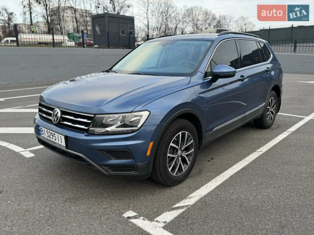 Синий Фольксваген Тигуан, объемом двигателя 1.98 л и пробегом 105 тыс. км за 18350 $, фото 2 на Automoto.ua